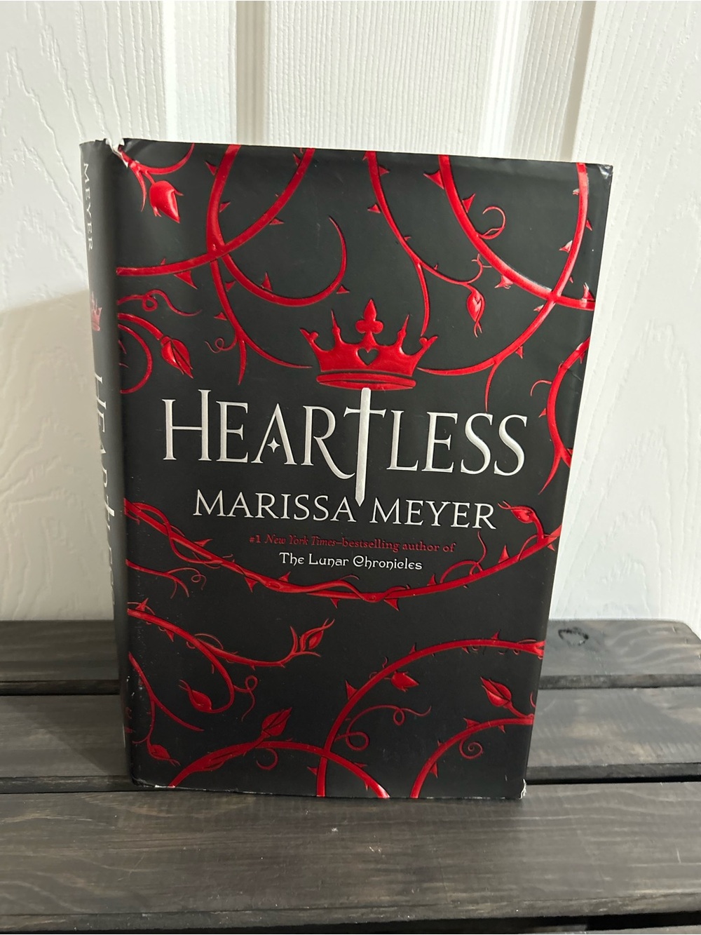 Heartless Hardcover Book by Marissa Meyer EUC